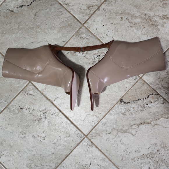 Azalea Wang Heel Booties Size 8.5 - Picture 6 of 12